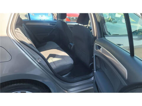 2016 Volkswagen e-Golf SE