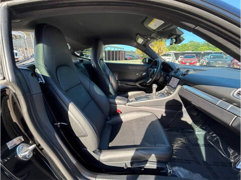 2021 Porsche 718 Cayman