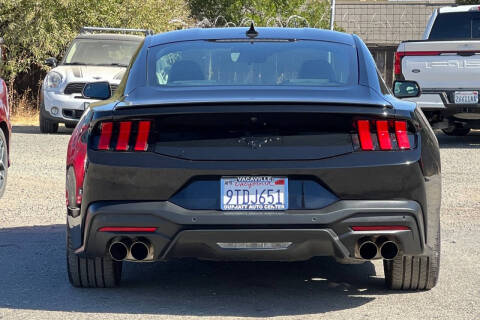 2025 Ford Mustang EcoBoost