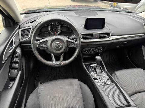 2018 Mazda MAZDA3 Sport