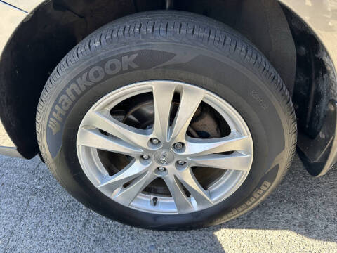 2011 Hyundai Santa Fe SE