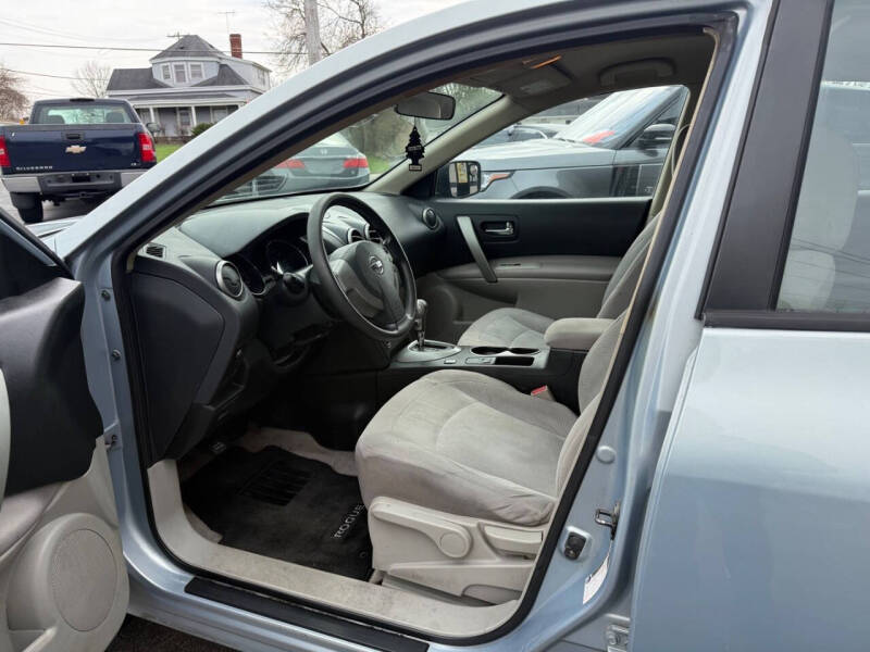 2013 Nissan Rogue S