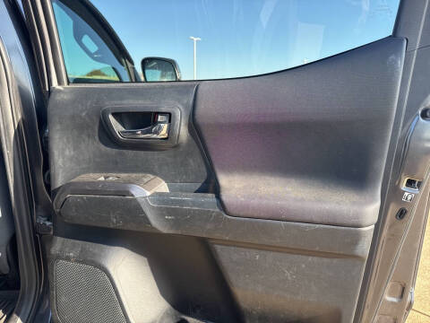 2018 Toyota Tacoma TRD Sport