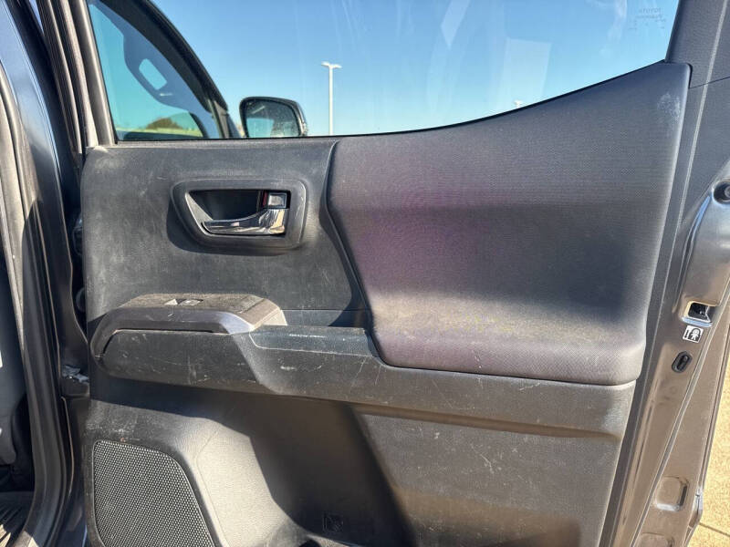 2018 Toyota Tacoma TRD Sport