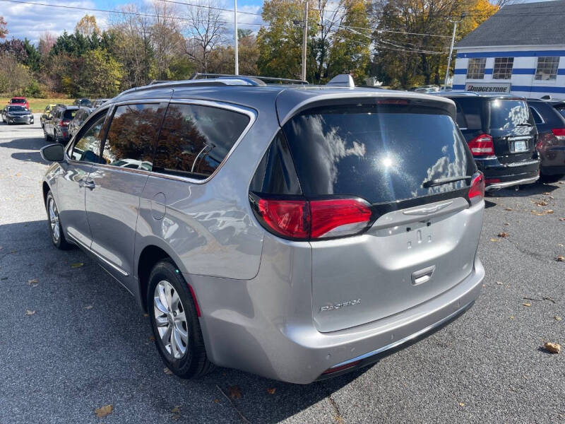 2018 Chrysler Pacifica Touring L