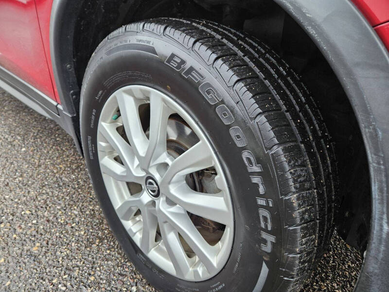 2017 Nissan Rogue SV