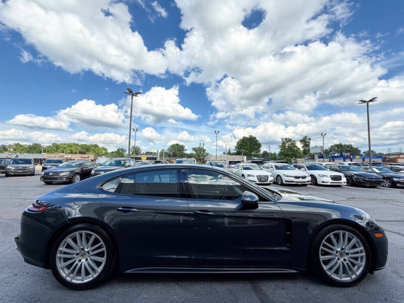 2017 Porsche Panamera 4S