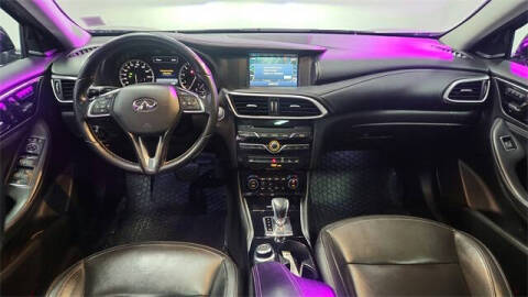 2018 Infiniti QX30 Essential