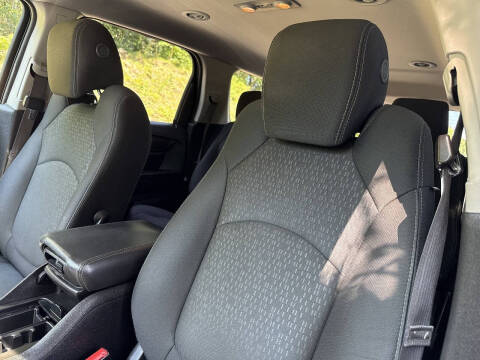 2015 GMC Acadia SLE-2