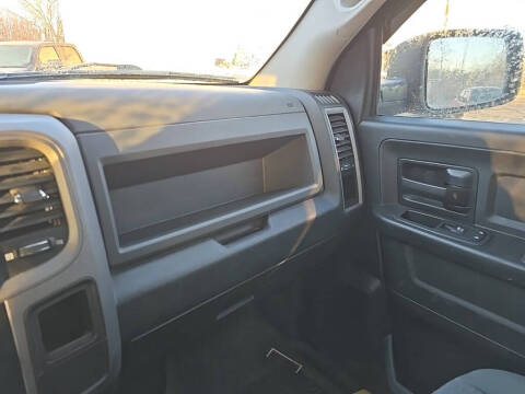 2017 RAM 1500 Express