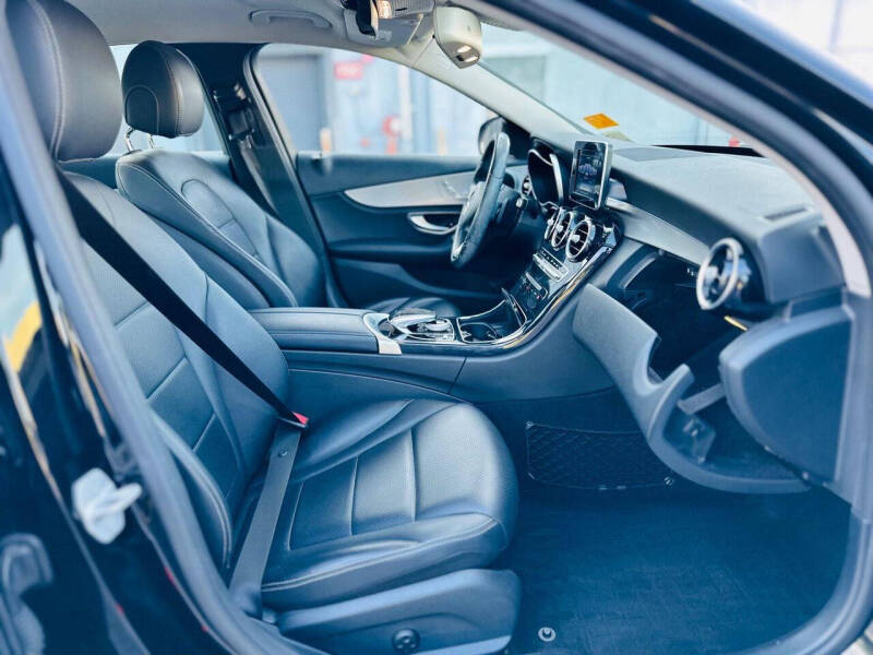 2016 Mercedes-Benz C-Class C 300