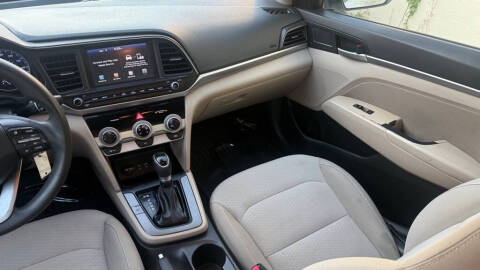 2019 Hyundai Elantra