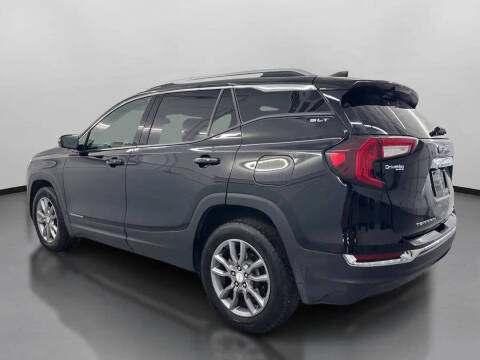 2023 GMC Terrain SLT