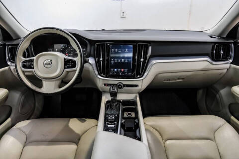 2019 Volvo S60 T5 Momentum