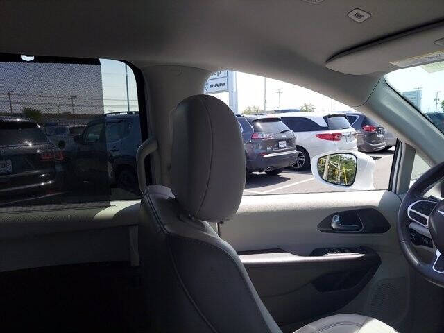 2018 Chrysler Pacifica Touring L