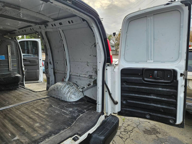 2013 Chevrolet Express 2500