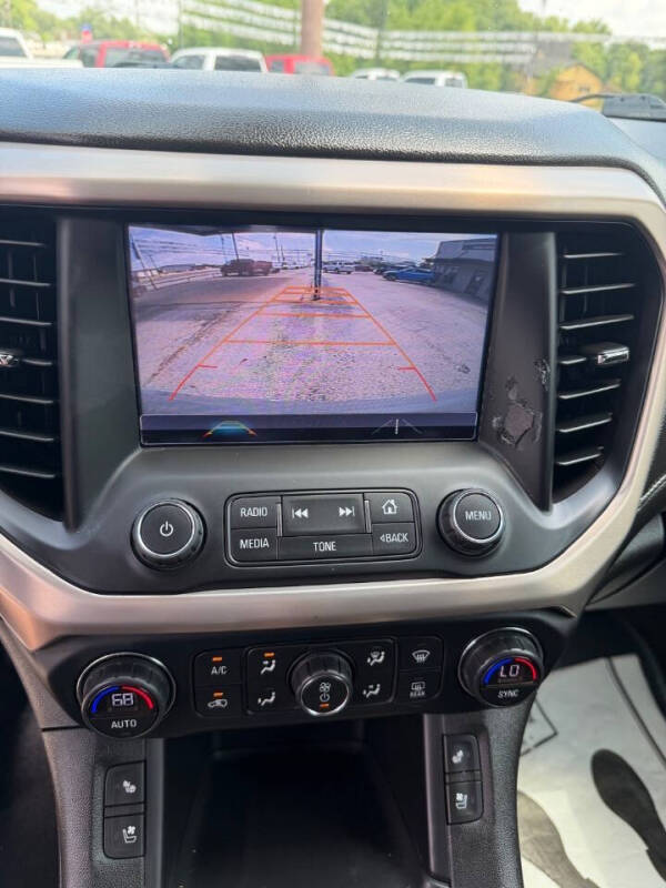 2017 GMC Acadia Denali