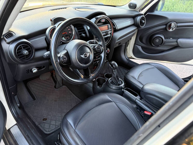 2015 MINI Hardtop 4 Door Cooper