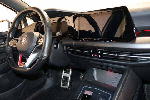 2022 Volkswagen Golf GTI SE