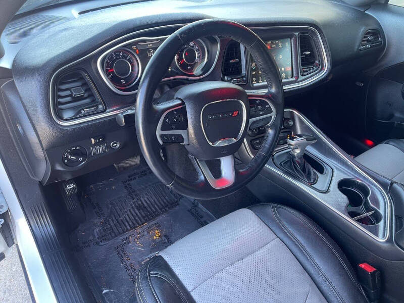 2015 Dodge Challenger R/T Plus