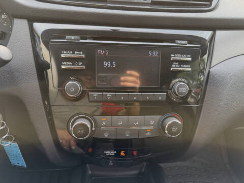 2017 Nissan Rogue Sport SL