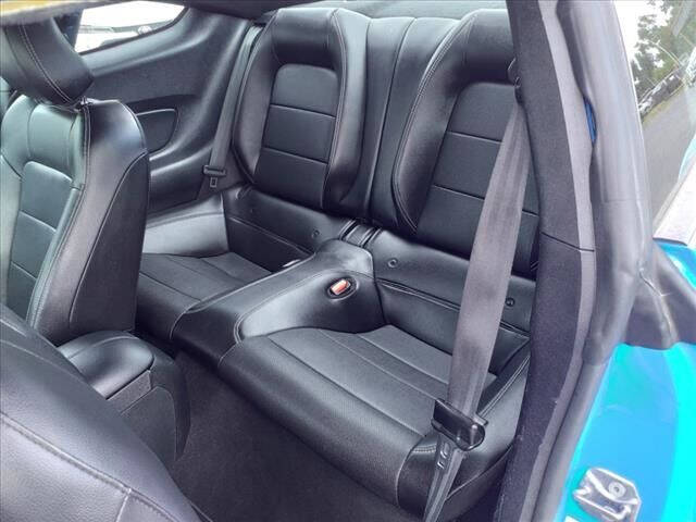 2022 Ford Mustang EcoBoost