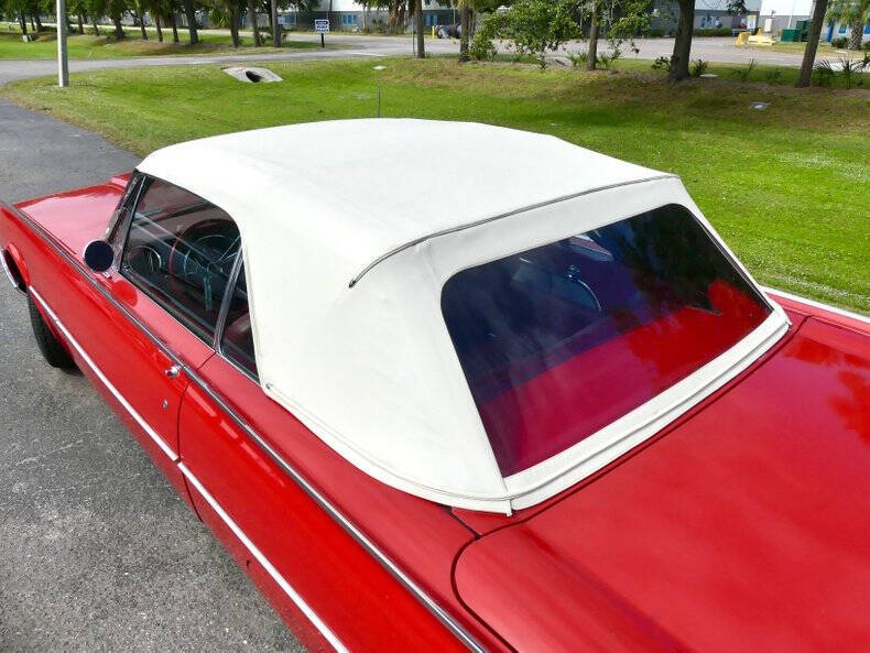 1962 Ford Thunderbird