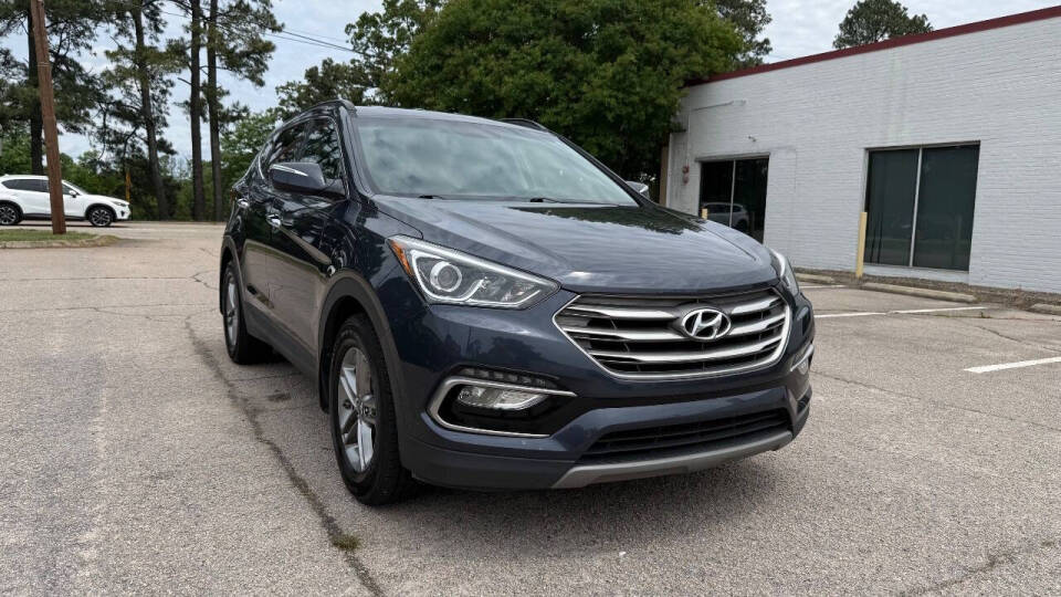 2017 Hyundai Santa Fe Sport's photo