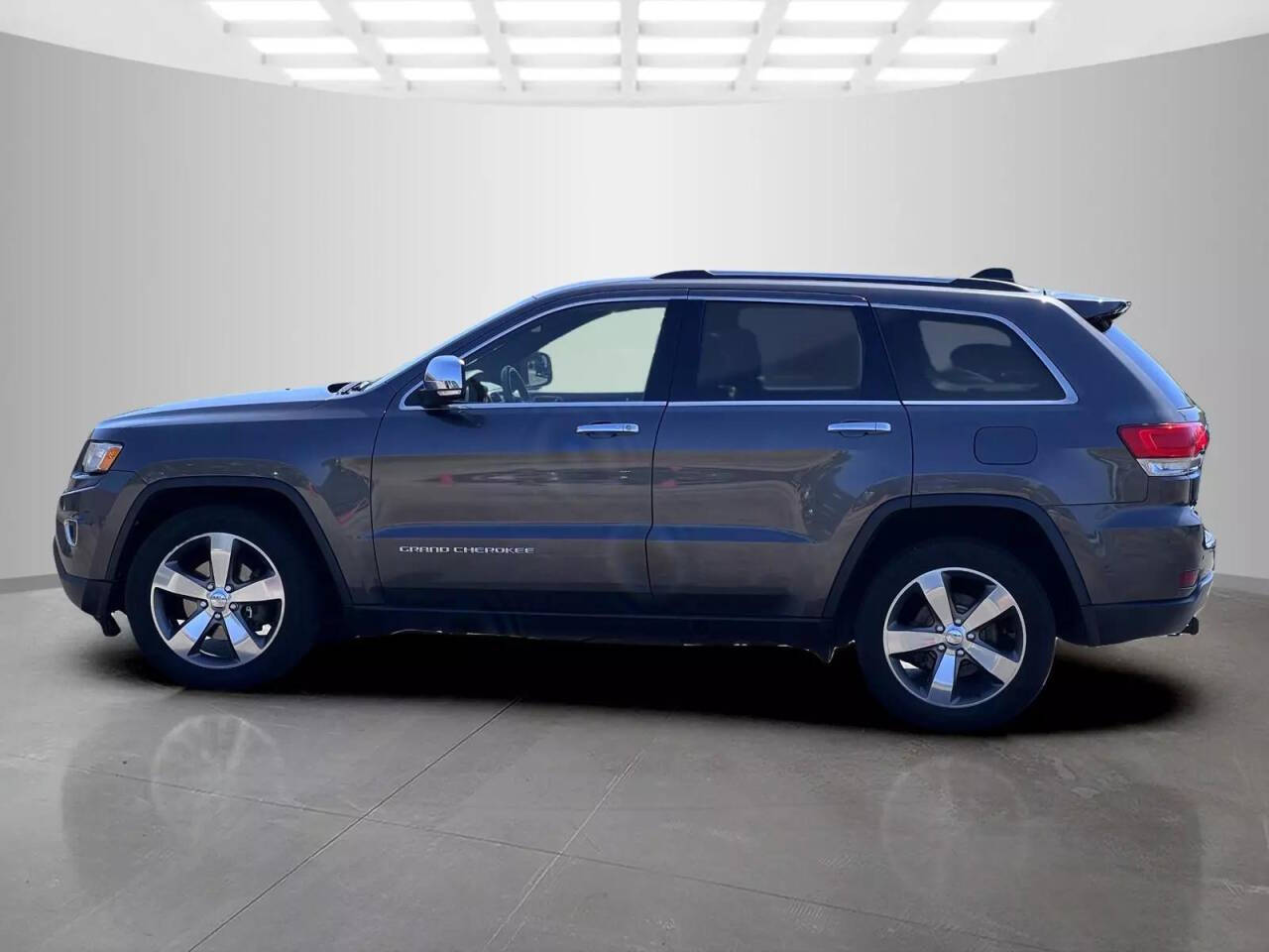 2015 Jeep Grand Cherokee for sale at Used Cars Toledo in Oregon, OH