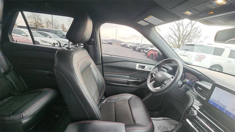 2022 Ford Explorer ST-Line