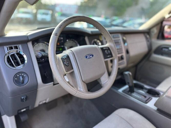 2013 Ford Expedition