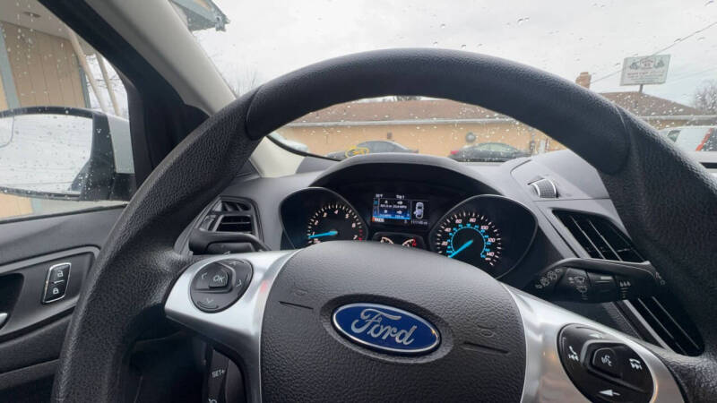 2016 Ford Escape SE