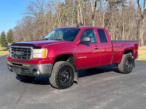 2007 GMC Sierra 1500 for sale at CMC AUTOMOTIVE in Urbana IN