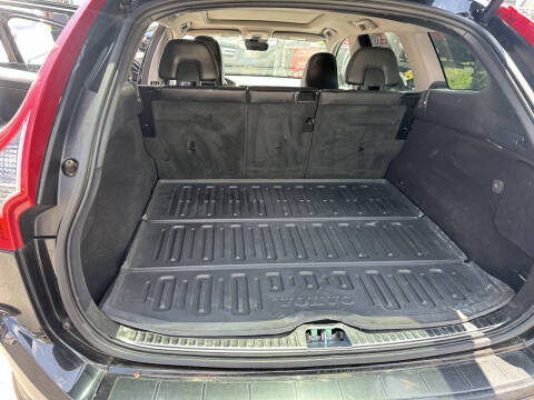 2017 Volvo XC60 T6 Dynamic