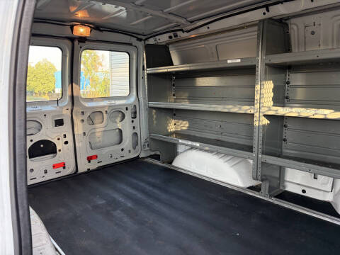 2011 Ford E-Series E-150