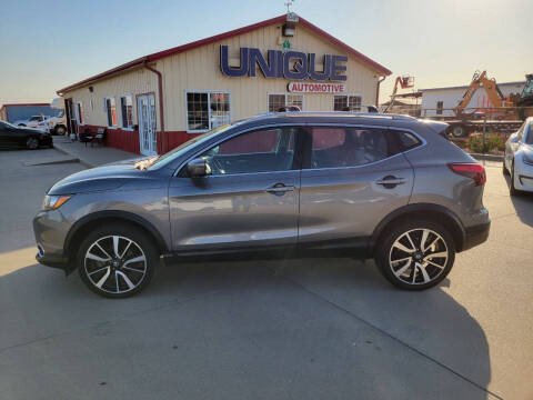 2017 Nissan Rogue Sport for sale at UNIQUE AUTOMOTIVE "BE UNIQUE" in Garden City KS