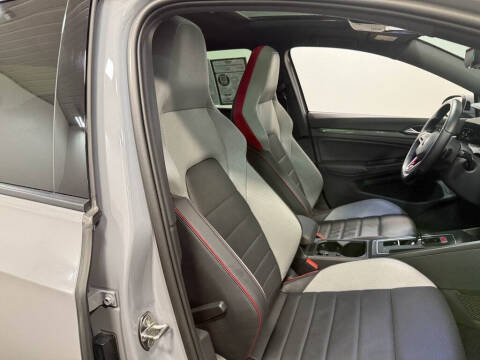 2022 Volkswagen Golf GTI Autobahn