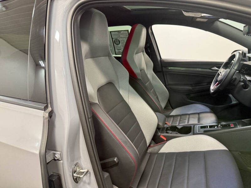 2022 Volkswagen Golf GTI Autobahn