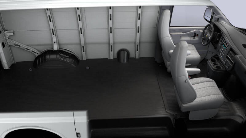 2025 Chevrolet Express 2500