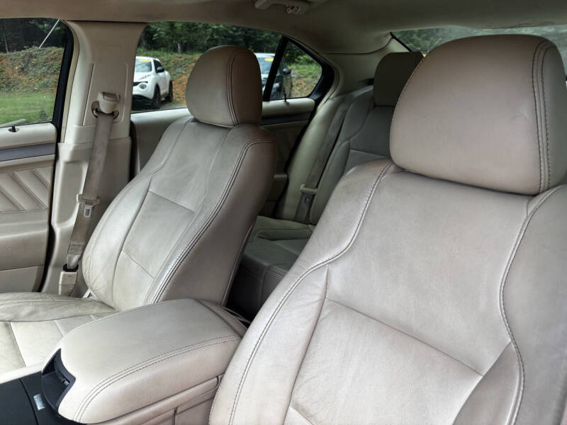 2013 Ford Taurus SEL