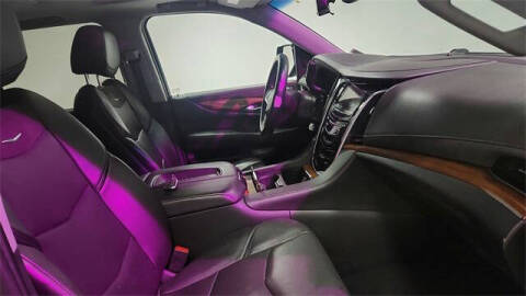 2020 Cadillac Escalade ESV Premium Luxury