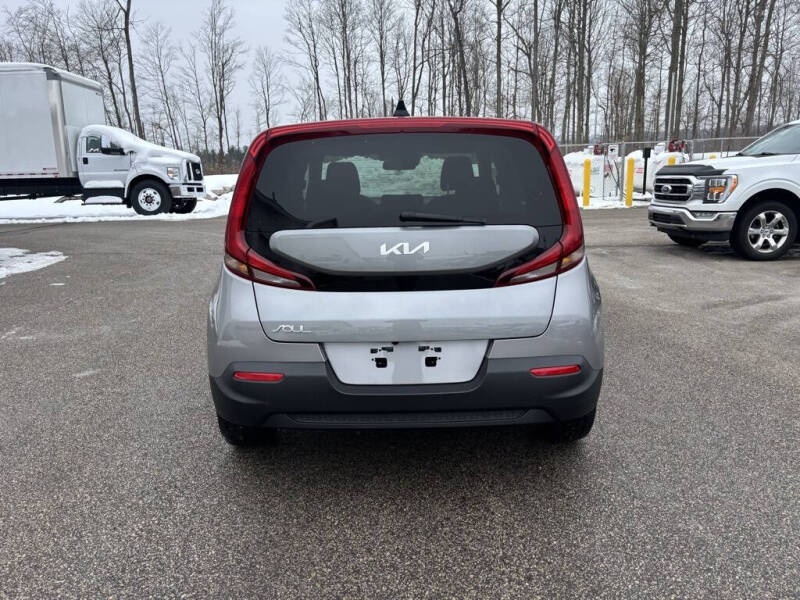 2022 Kia Soul LX