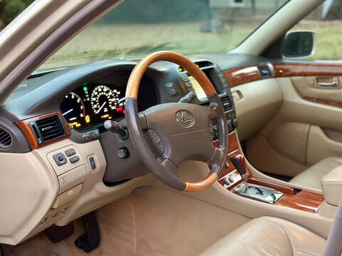 2005 Lexus LS 430