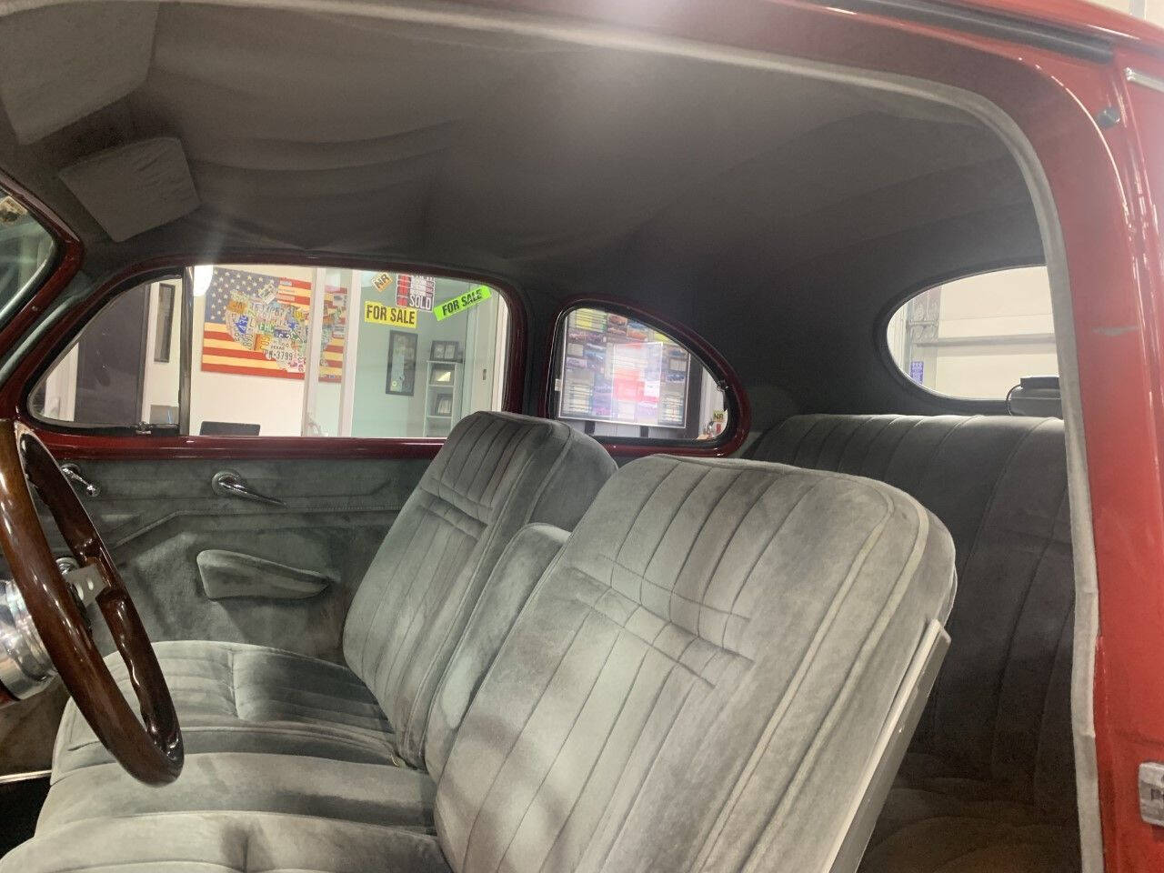 1946 Ford Super Deluxe 27