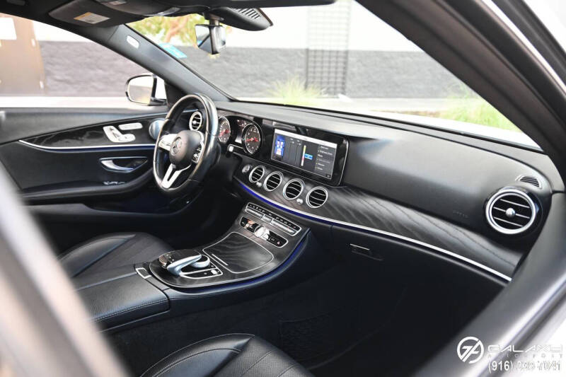 2019 Mercedes-Benz E-Class E 300