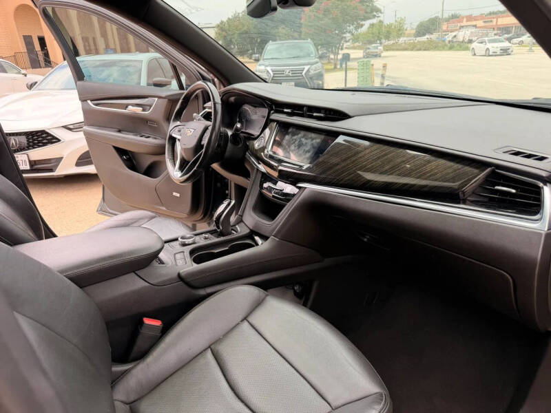 2020 Cadillac XT6 Premium Luxury