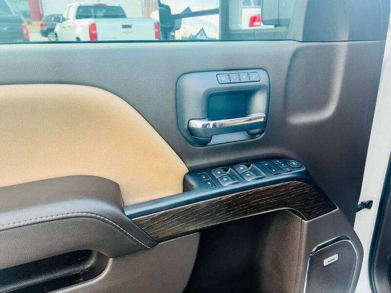 2017 GMC Sierra 2500HD Denali