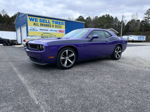 2013 Dodge Challenger for sale at Livingston Auto Traders LLC in Livingston TN