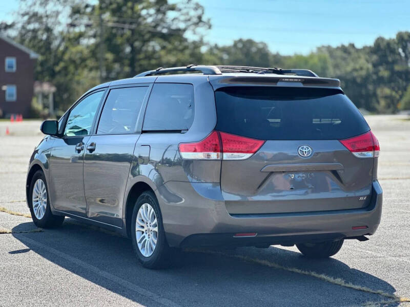 2013 Toyota Sienna