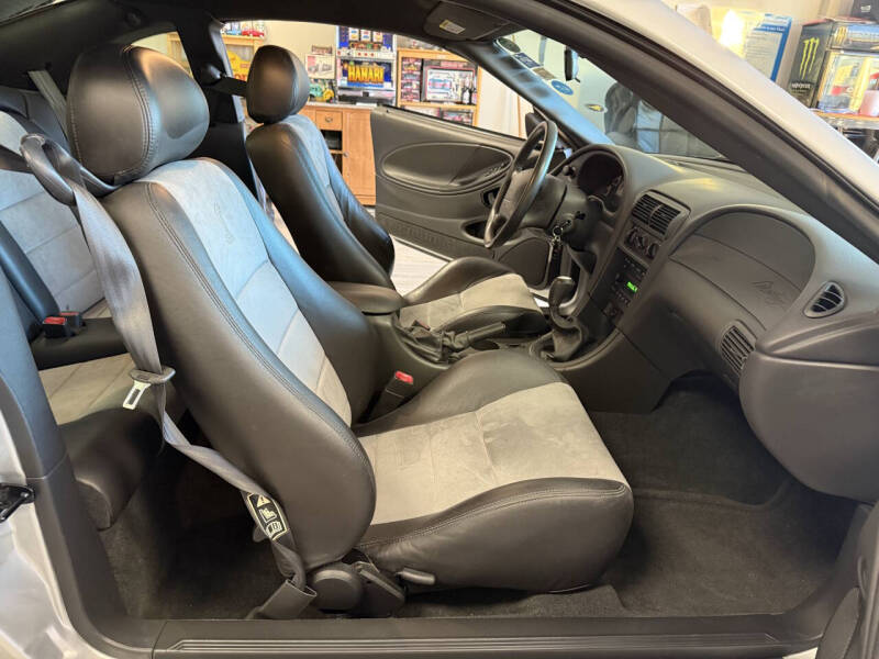 2003 Ford Mustang SVT Cobra